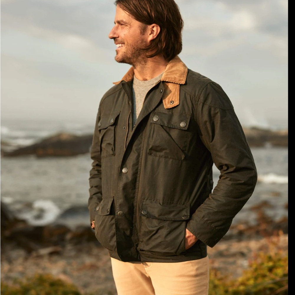 Faherty’s Men's Green Jacket with Tan Collar. Wax Canvas.